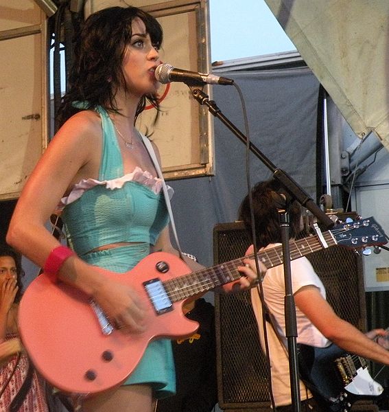 567px-Katy_Perry.jpg
